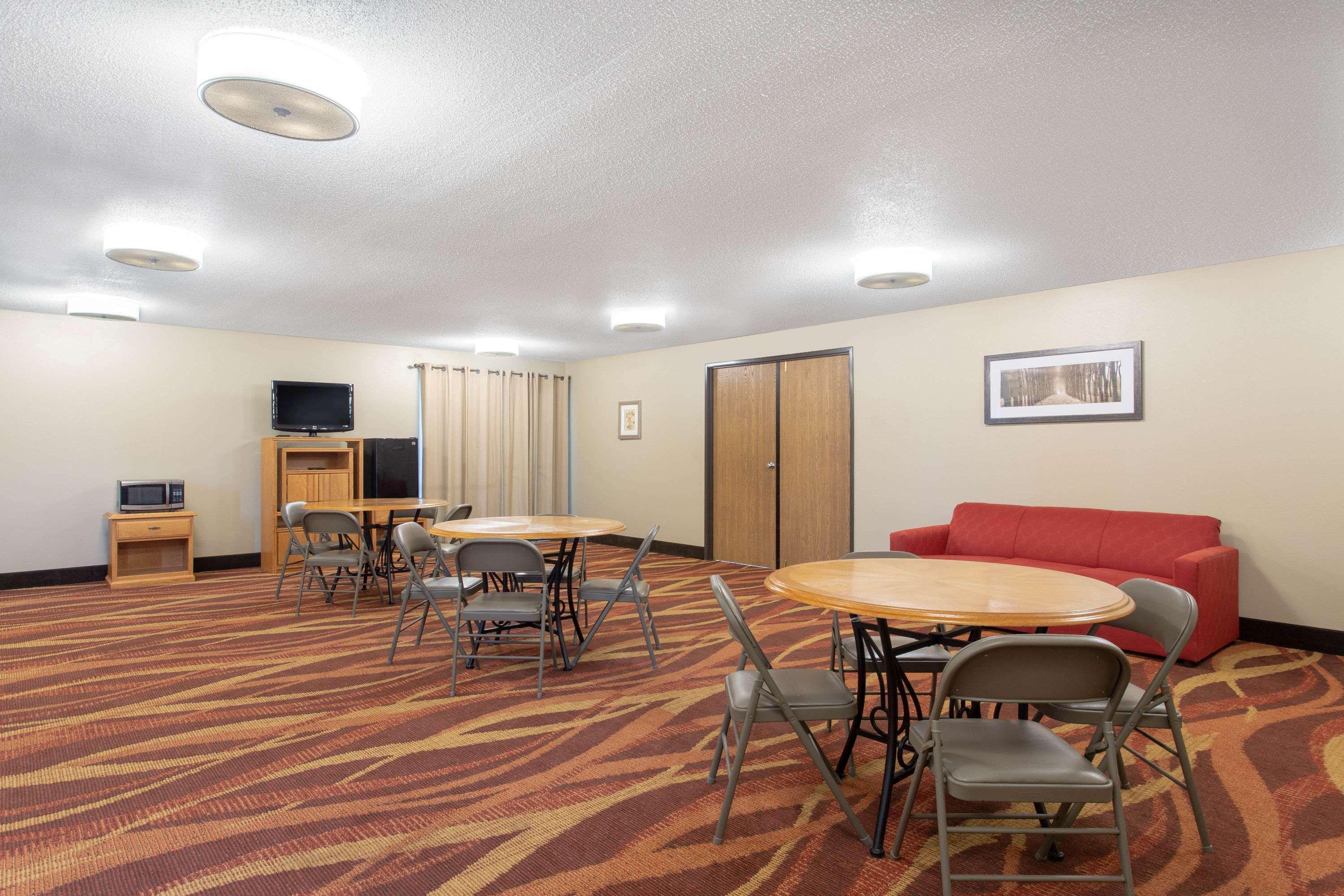 Americinn By Wyndham Boscobel Exterior photo
