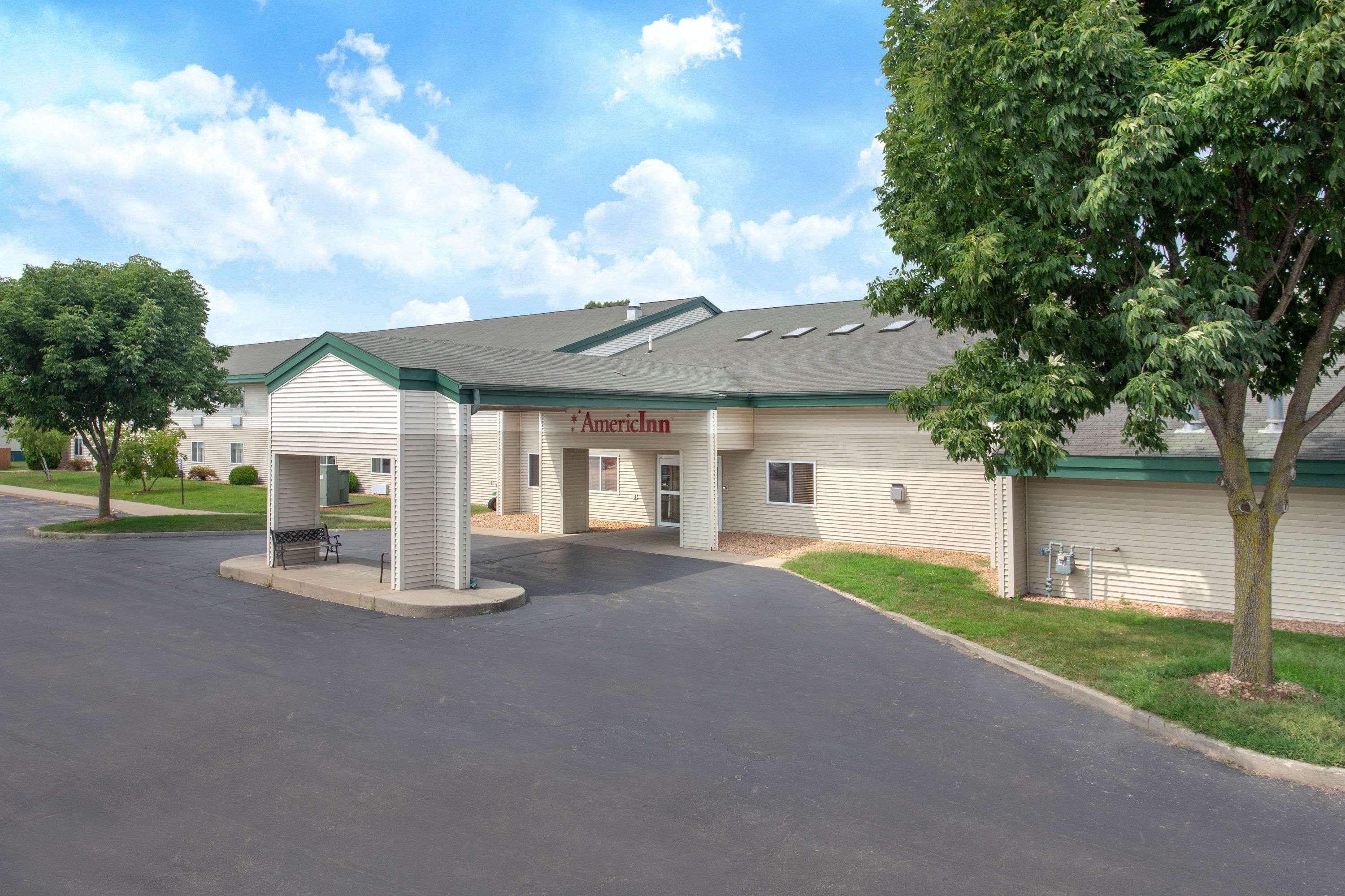 Americinn By Wyndham Boscobel Exterior photo